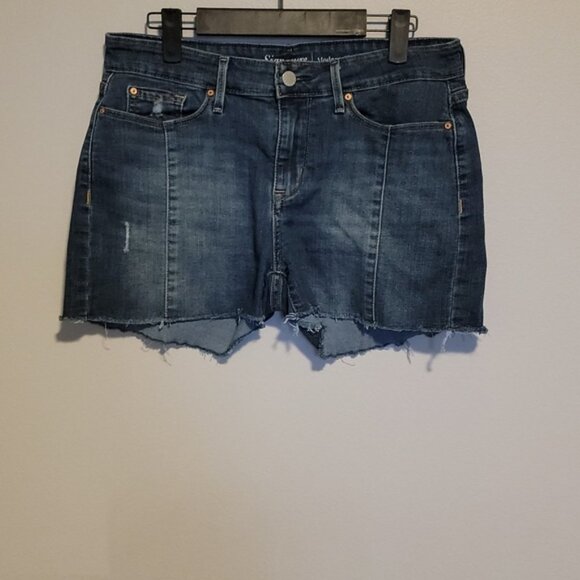 Levis Strauss Modern‎ Cut-Off Jean Shorts Size 8 - Picture 1 of 1